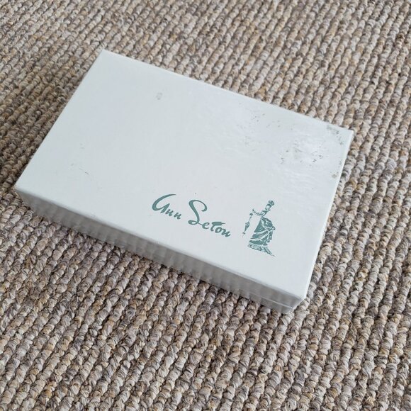 Vintage Ann Seton "Something Blue" Bridal Garter Set - Picture 2 of 8